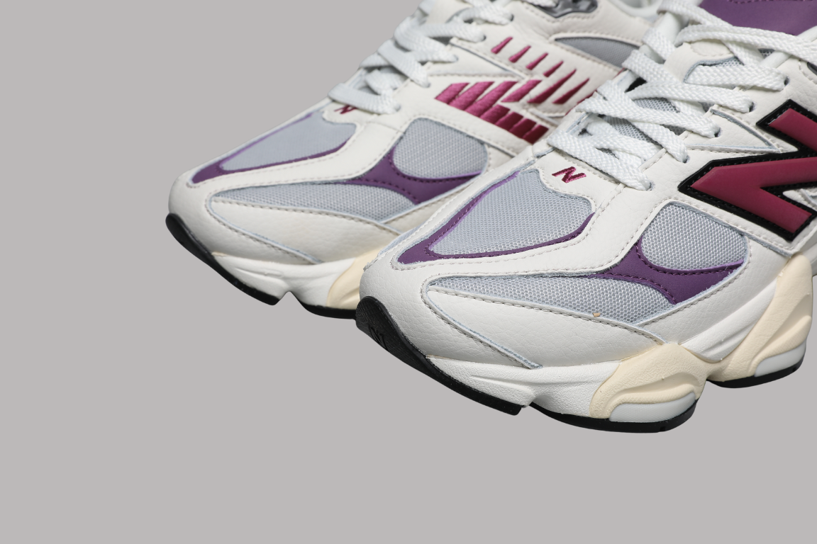 NB 9060 rausvai raudona