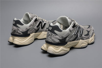 NB 9060 Schwaarzgro Schlaangemuster SNA