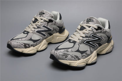 NB 9060 Schwaarzgro Schlaangemuster SNA
